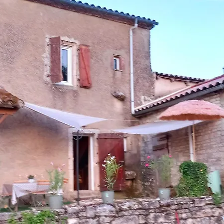 Holiday home Se Reunir Dans Le Lot *
