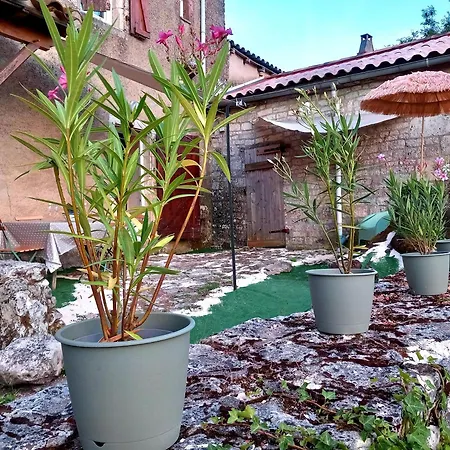 Se Reunir Dans Le Lot Holiday home *